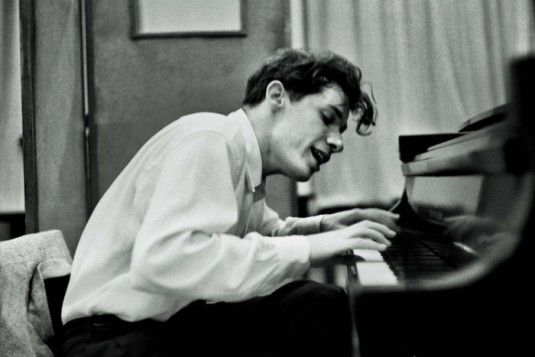 The 10 Greatest Classical Pianists of All Time