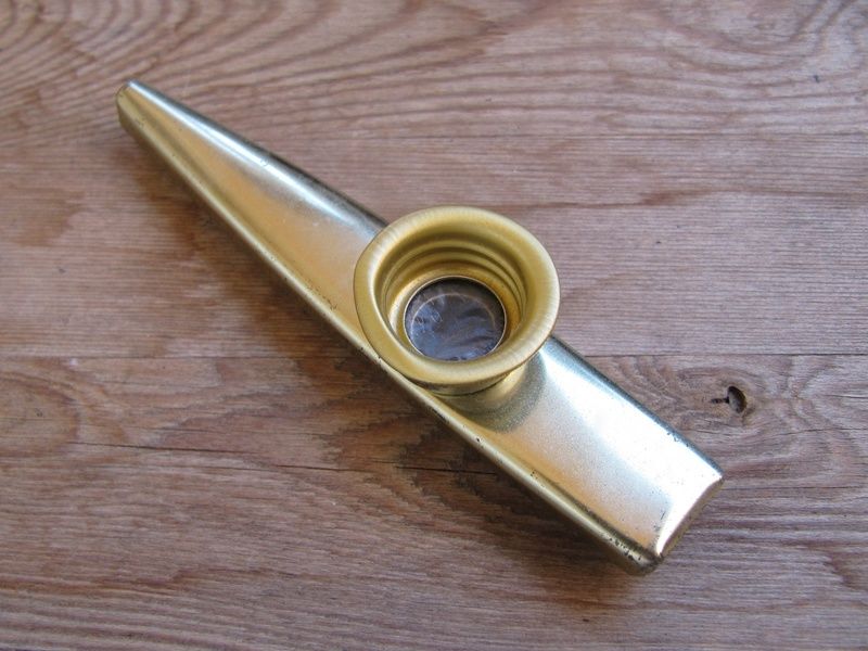Kazoo: An American Toy and Instrument