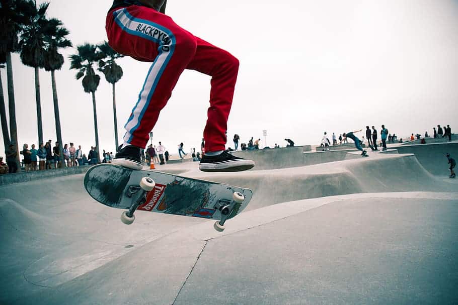 Websites to Learn Skateboarding Lessons Online and Paid) - CMUSE